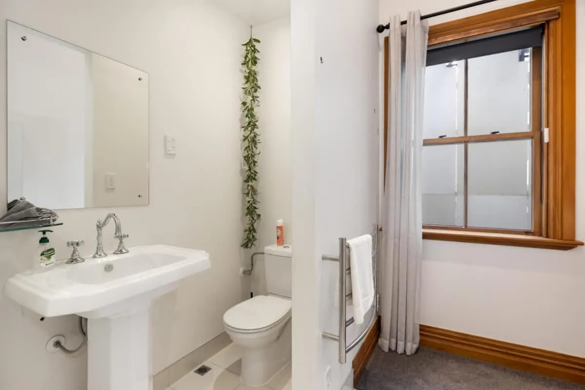 The Birds Nest - Central City Loft Wellington New Zealand