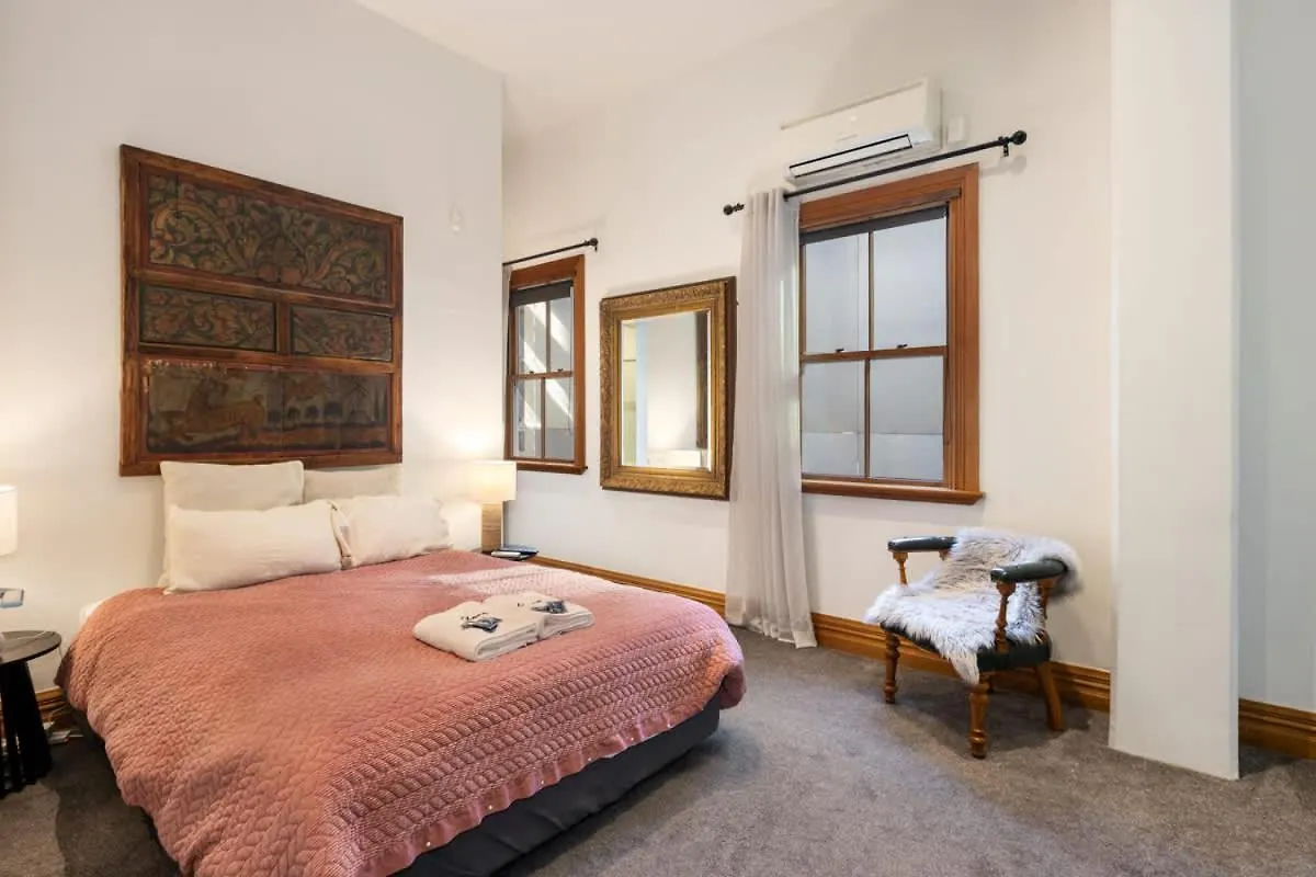 The Birds Nest - Central City Loft Wellington New Zealand