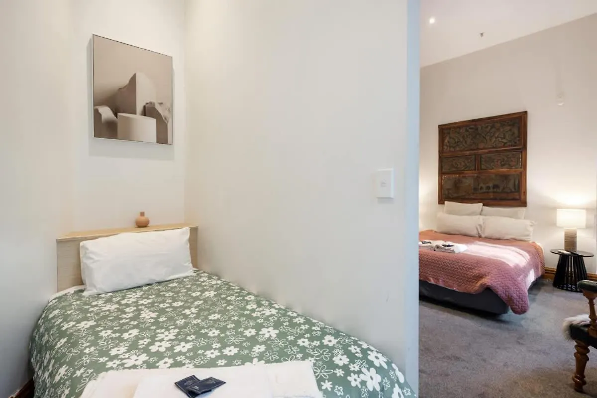 The Birds Nest - Central City Loft Wellington New Zealand